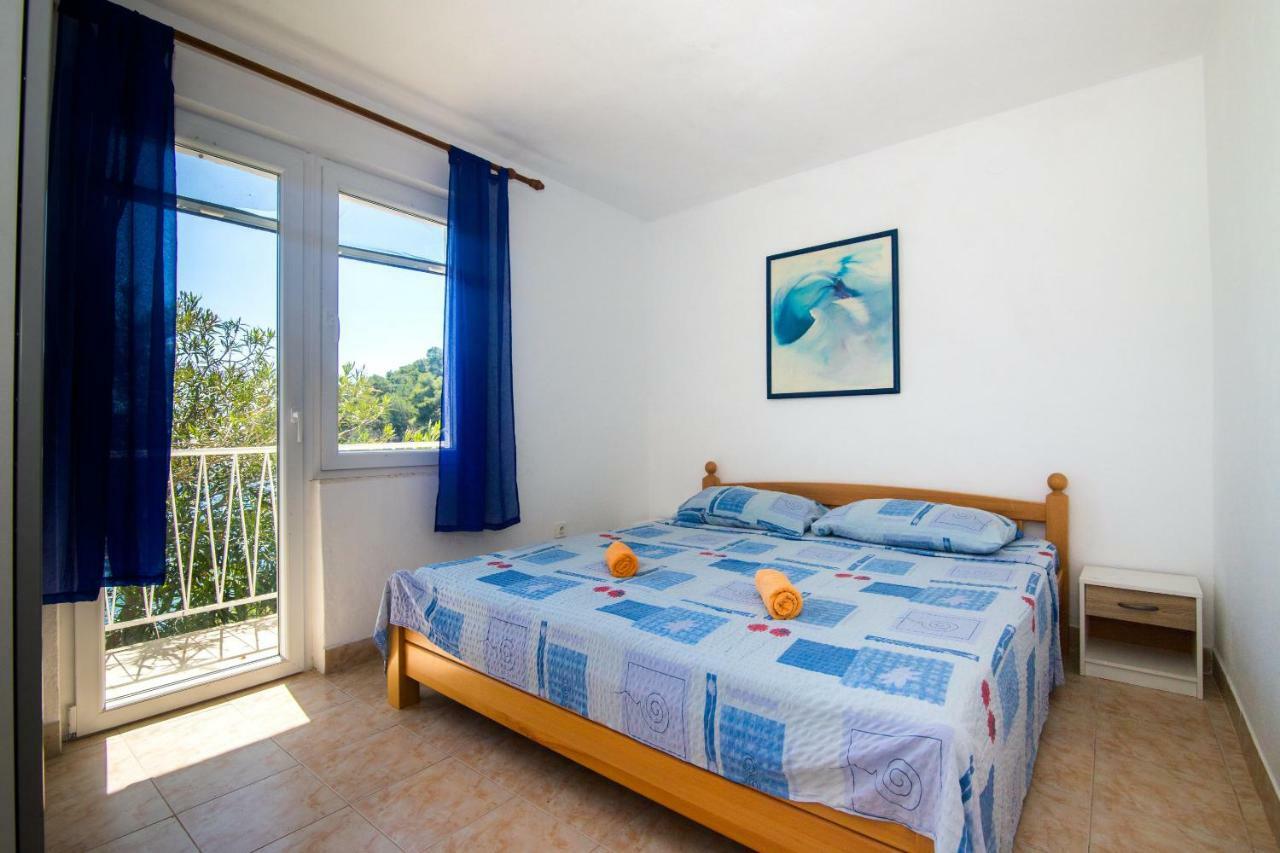 Apartments Robinzon Petar Gdinj Εξωτερικό φωτογραφία