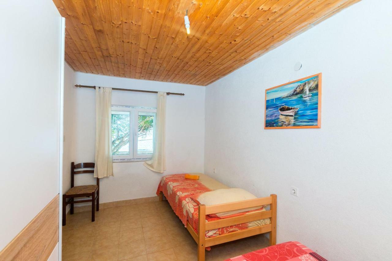 Apartments Robinzon Petar Gdinj Εξωτερικό φωτογραφία