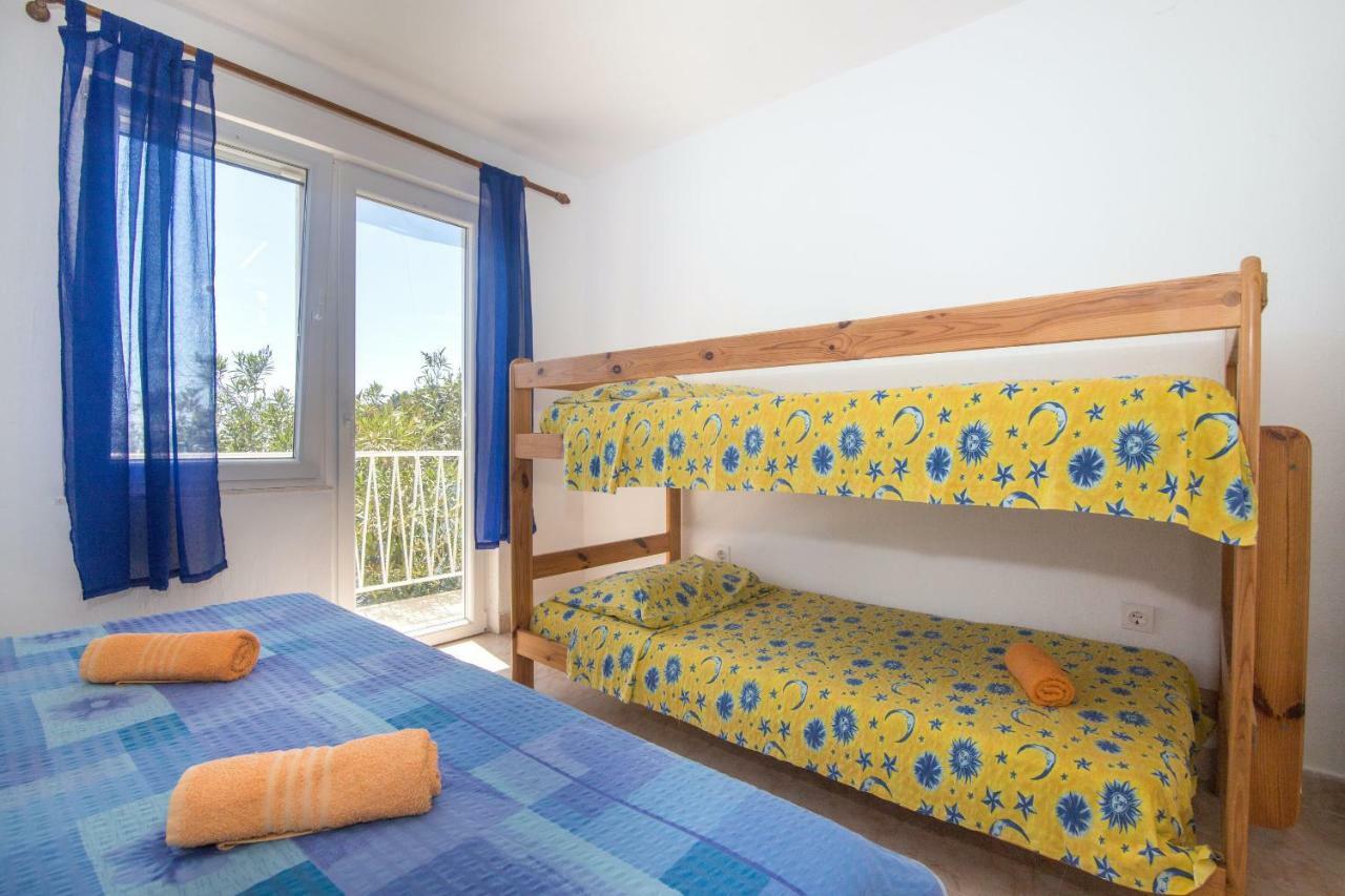 Apartments Robinzon Petar Gdinj Εξωτερικό φωτογραφία