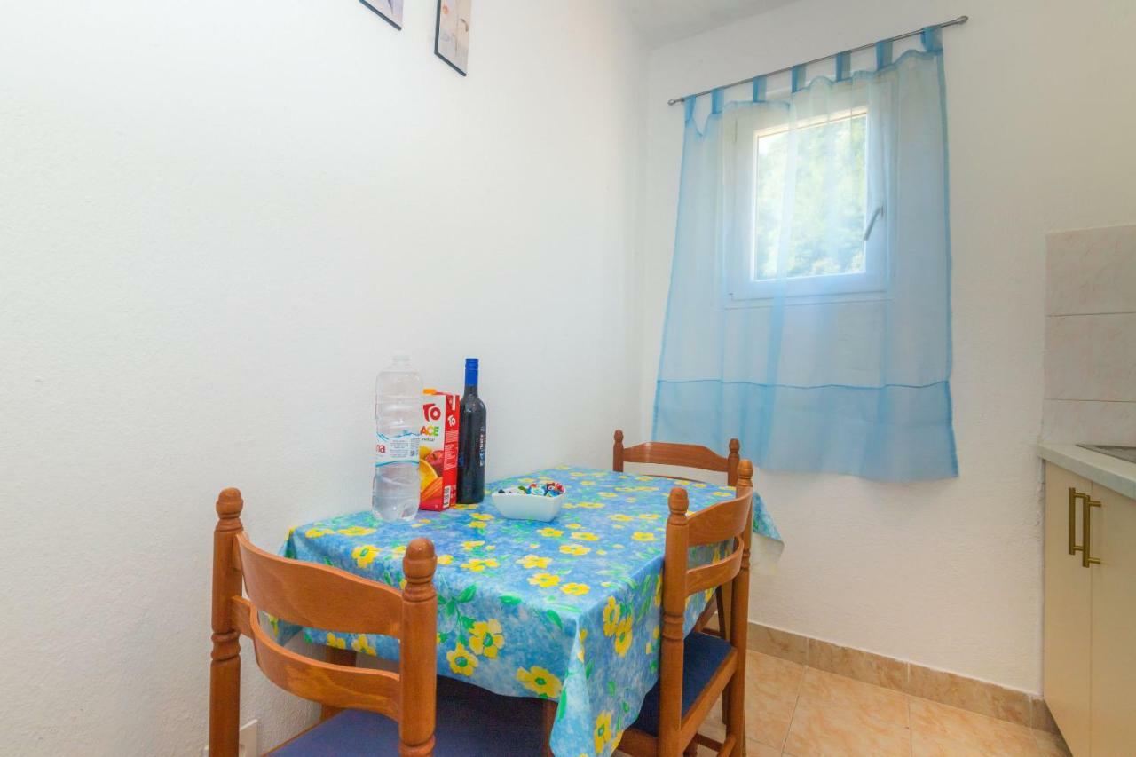 Apartments Robinzon Petar Gdinj Δωμάτιο φωτογραφία